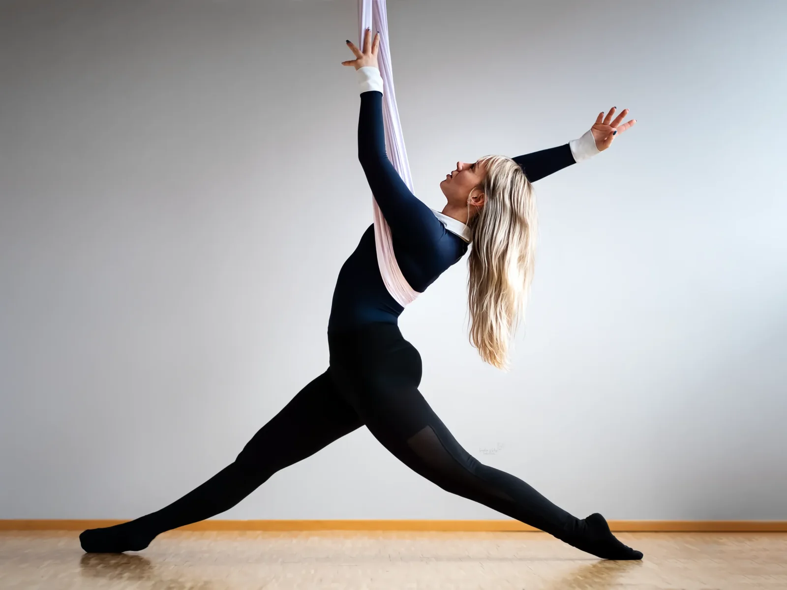 Aerial Yoga & Pilates