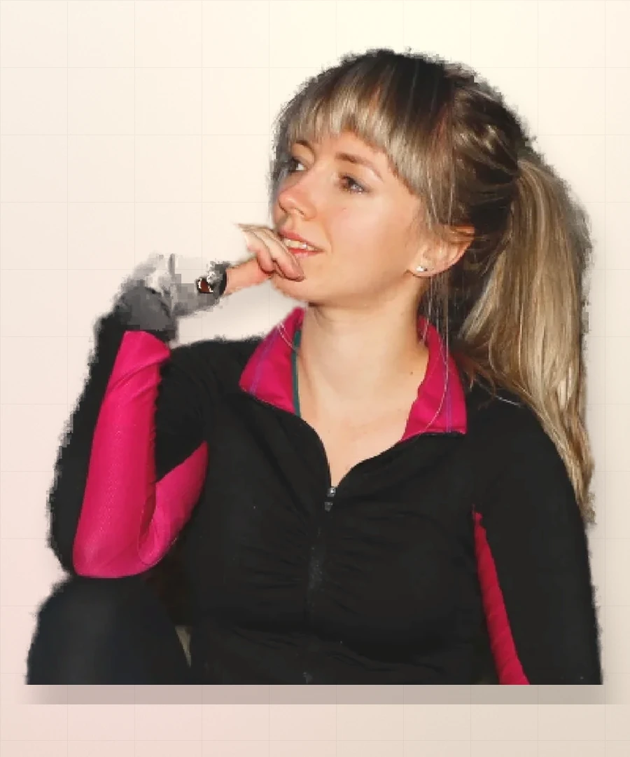 Rebecca Bekfi aus dem Team von Meine Körpersprache